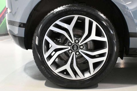 Land Rover Range Rover Evoque R-DYNAMIC HSE 24