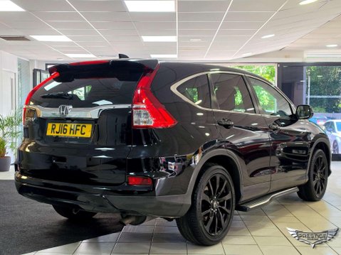 Honda CR-V 2.0 i-VTEC Black Edition Auto 4WD Euro 6 5dr 85