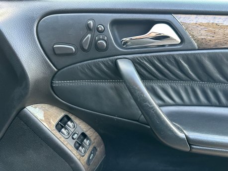 Mercedes-Benz C Class 5.4 C55 AMG Saloon 4dr Petrol Automatic (286 g/km, 367 bhp) 