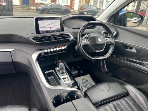 Peugeot 5008 1.2 PureTech Allure EAT Euro 6 (s/s) 5dr 22