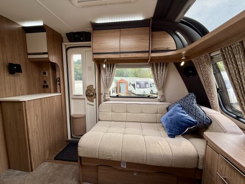 Coachman VIP 545/4 Sussex Chanctonbury Special Edition 14