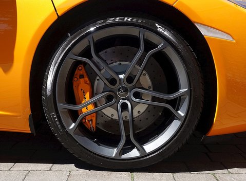 McLaren MP4-12C Spider 14