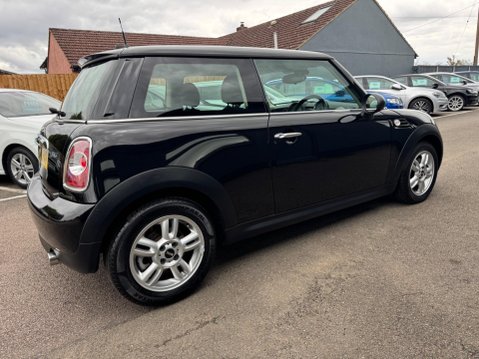 Mini Hatch ONE 4