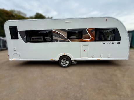 Bailey Unicorn Vigo 4