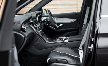 Mercedes-Benz GLC 63 S 4Matic 16
