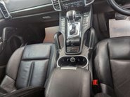 Porsche Cayenne 3.0 Cayenne V6 D Tiptronic S 4WD 5dr 52