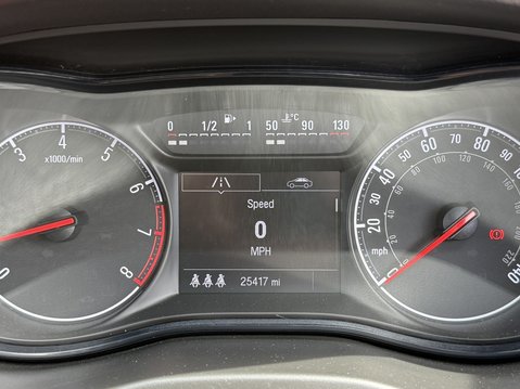 Vauxhall Corsa 1.4 SRi Vx-line Nav Black 5dr 21