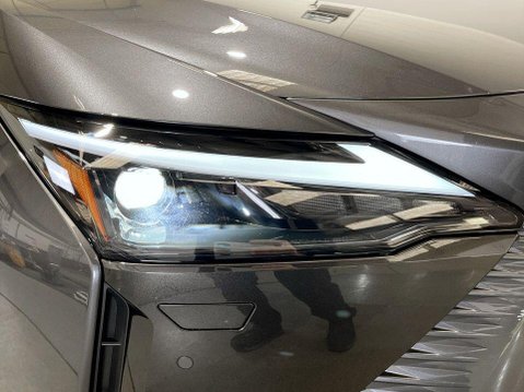 Lexus RZ 300e 71.4kWh Premium Plus SUV 5dr Electric Auto (204 ps) Sat Nav 9