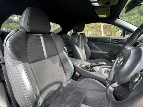 Toyota GR86 2.4 Boxer D-4S Euro 6 2dr 25