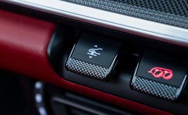 Porsche 911 Turbo Cabriolet (992) 25