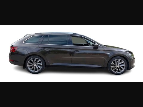 Skoda Superb 2.0 Superb Laurin & Klement TDI Semi-Auto 5dr 8