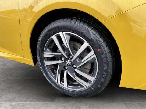 Peugeot 208 1.2 PureTech Allure Premium + Hatchback 5dr Petrol Manual Euro 6 (s/s) (100 10
