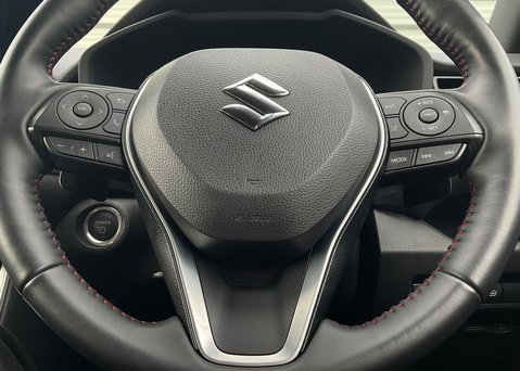 Suzuki Across E-FOUR PHEV 25