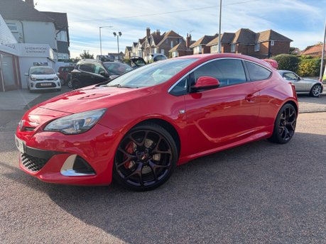 Vauxhall Astra GTC 2.0T VXR