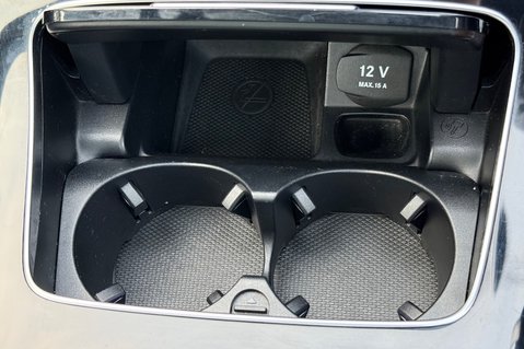 Mercedes-Benz E Class E 220 D AMG LINE PREMIUM - 2 OWNERS - 8 MERCEDES SERVICES - PAN ROOF 50