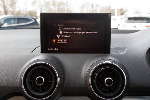 Audi Q2 TFSI S LINE 26