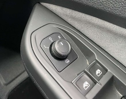 Volkswagen Golf 1.5 Golf R-Line TSI 5dr 66