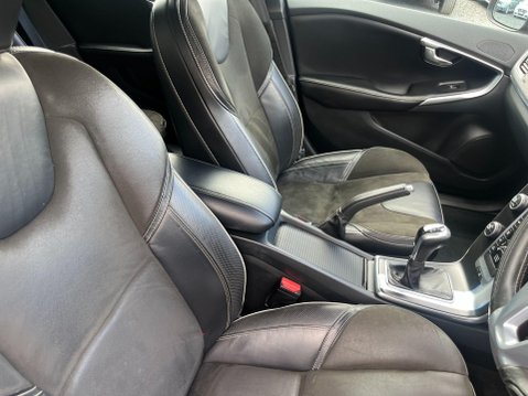 Volvo V40 2.0 D2 R-Design Euro 6 (s/s) 5dr 30
