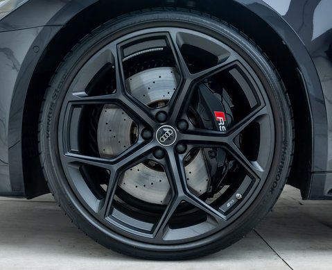 Audi RS6 Avant Performance Carbon Vorsprung