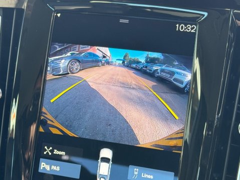 Volvo S90 2.0 T4 Momentum Plus Auto Euro 6 (s/s) 4dr 15