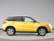 Suzuki Vitara SZ-T BOOSTERJET MHEV 4