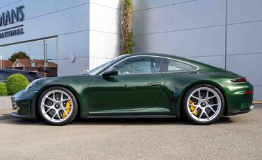 Porsche 911 GT3 TOURING (992.2) 3