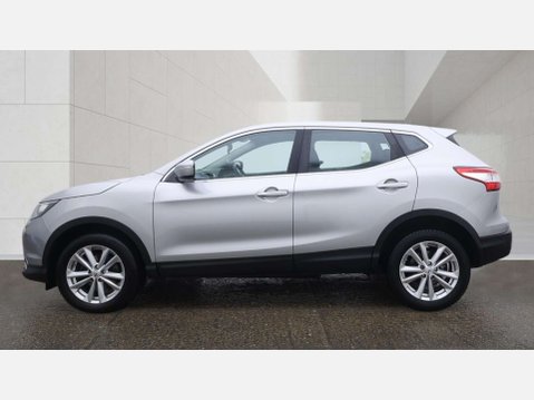 Nissan Qashqai 1.6 Qashqai Acenta dCi CVT 5dr 6