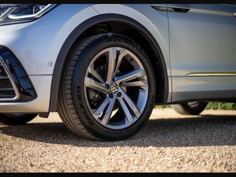 Volkswagen Tiguan 1.5 Tiguan R-Line Edition TSI Semi-Auto 5dr 26