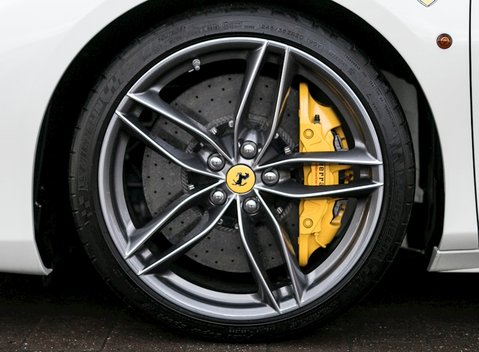 Ferrari 488 Spider 12