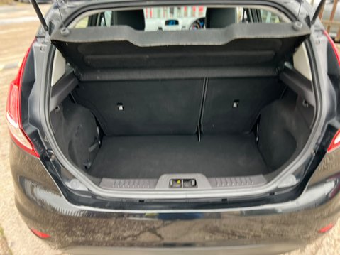 Ford Fiesta ZETEC 24
