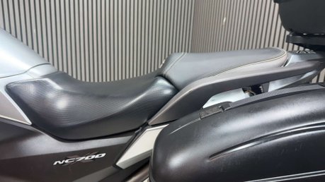 Honda NC700 2012 ONLY 18K FULL LUGGAGE MANUAL NEW MOT A2 700CC 23