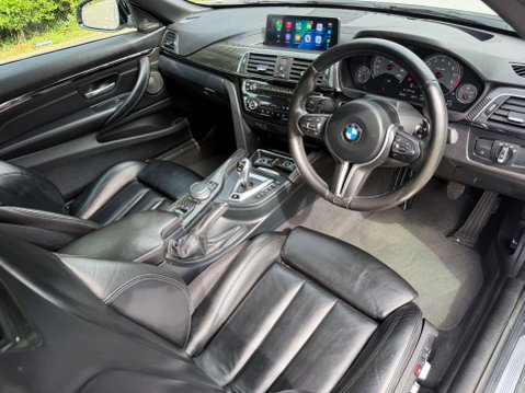 BMW M4 3.0 M4 Competition Edition Package Semi-Auto 2dr 23