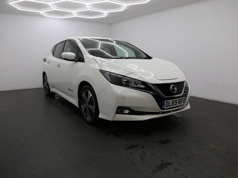 Nissan LEAF 40kWh N-Connecta Auto 5dr 1