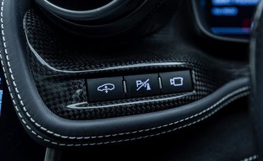 Ferrari GTC4 Lusso V12 26