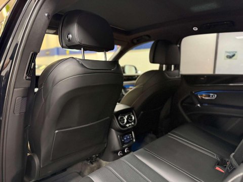 Bentley Bentayga 4.0d V8 SUV 5dr Diesel Auto 4WD Euro 6 (s/s) (435 ps) 40