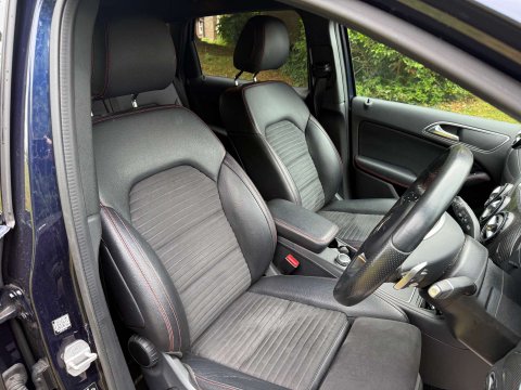 Mercedes-Benz B Class 1.5 B 180 AMG Line Premium D Auto 5dr 14