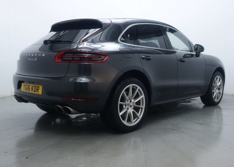 Porsche Macan 3.0 Macan S Semi-Auto 4WD 5dr 11