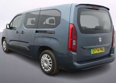 Vauxhall Combo Life 52kWh Design XL MPV 5dr Electric Auto (7.4kW Charger) (136 ps) 5
