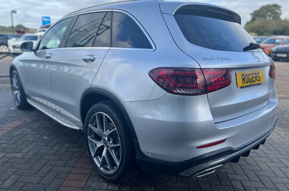 Mercedes-Benz GLC GLC 300 D 4MATIC AMG LINE PREMIUM PLUS 10