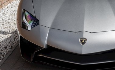 Lamborghini Aventador SV LP 750-4 Roadster 26