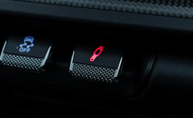Porsche 911 Carrera 4 GTS (992.2) 24