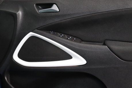 Vauxhall Crossland X GRIFFIN 36