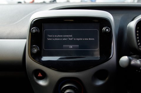 Toyota Aygo VVT-I X-PLAY 23