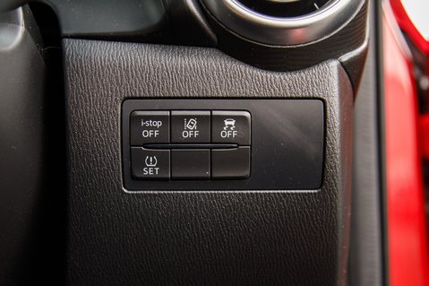 Mazda 2 SPORT NAV MHEV 11