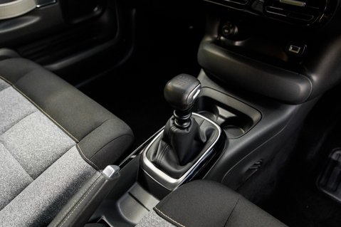 Citroen C4 Cactus PURETECH ORIGINS S/S 29