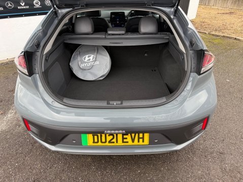 Hyundai IONIQ 38.3kWh Premium SE Auto 5dr 50