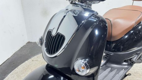 Zongshen ZS AURORA VALENCIA DB 125 2025 2K RUNNING 125CC SCOOTER BIKE 12