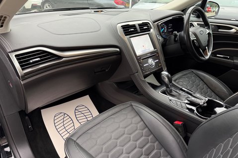Ford Mondeo VIGNALE HYBRID - RARE CAR -CAMERA-HEATED/COOLED/ELECTRIC SEATS -HUGE SPEC 24