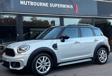 Mini Countryman Cooper 1.5 Petrol Automatic Sport Comfort Plus Navigation 5 door - CARPLAY 1