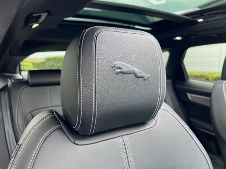 Jaguar F-Pace 2.0 D200 MHEV R-Dynamic SE Auto AWD Euro 6 (s/s) 5dr 76